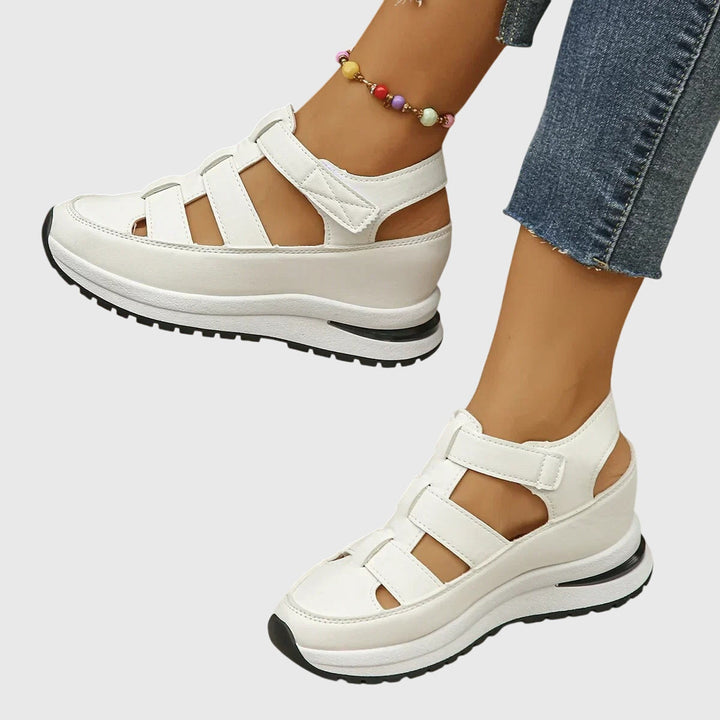Finnie - Alsidige Komfortable Sandaler