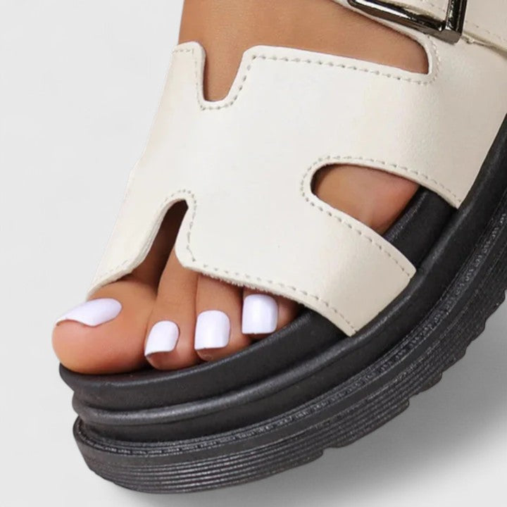 Marilyn - Elegant Fodvenlige Sandaler