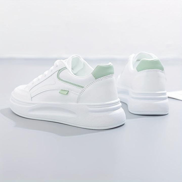 Chic hvide sneakers letvægt komfort