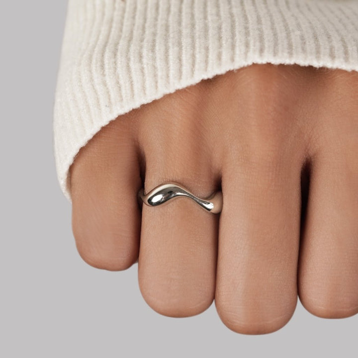 Waves - Minimalistisk Ring