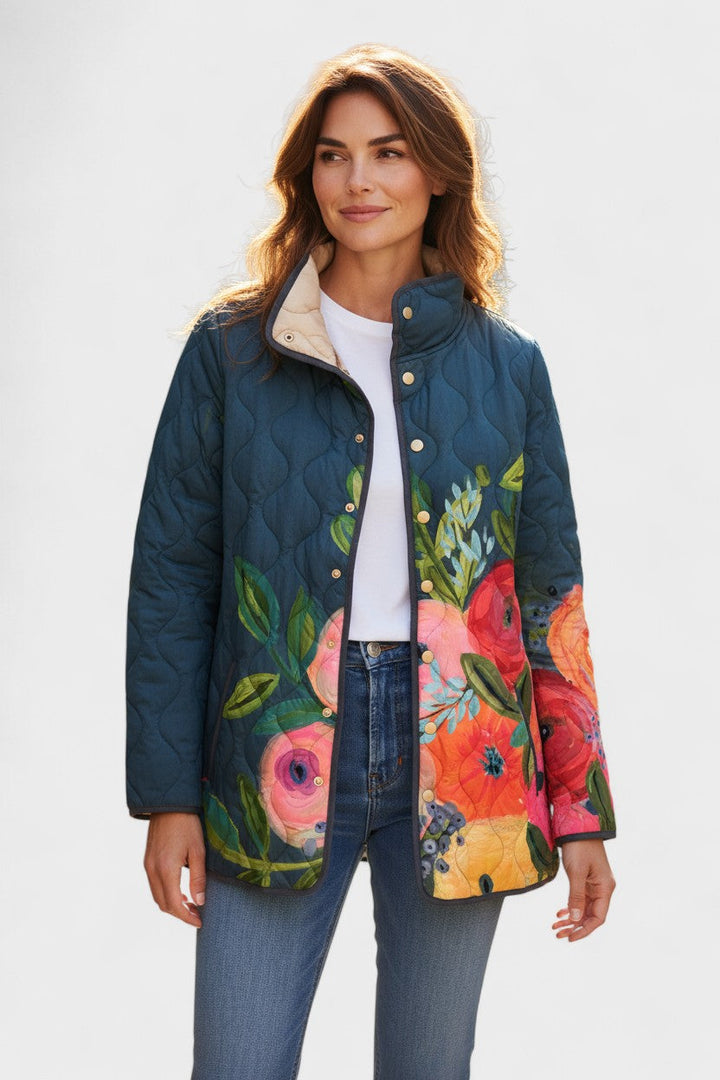 Flora | Mørkeblå quiltet jakke med blomstermotiv