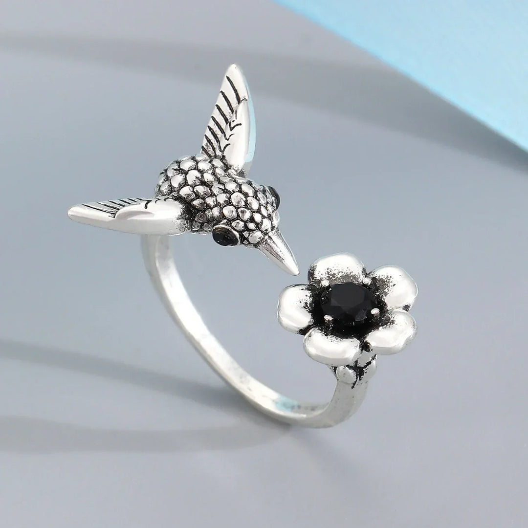 Kolibri & Blomst Ring – Justerbar Åben Fuglering til Kvinder