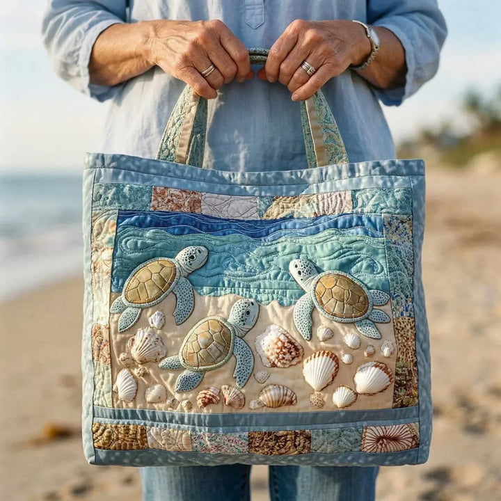 Lieschen | Quilted taske med motiv af havskildpadder ved kysten