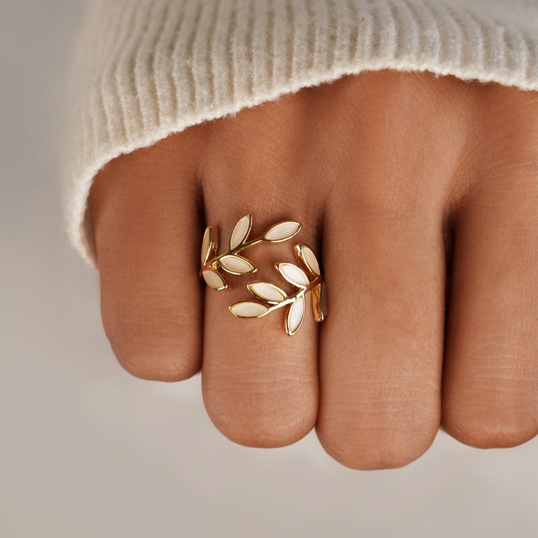 Serene - Guldblad Ring