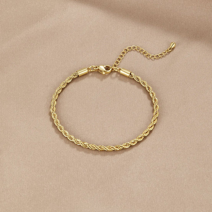 Twisted Chic Guldarmbånd